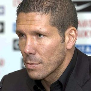 Simeone busca su primer Triunfo como Dt Simeone busca su primer Triunfo como Dt