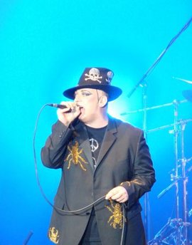 Boy George suspendió su show en Buenos Aires. Boy George suspendió su show en Buenos Aires.