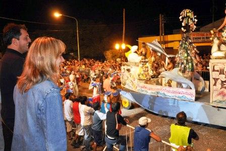 Una multitud disfrutó del inicio de los festejos del carnaval en Benavídez Una multitud disfrutó del inicio de los festejos del carnaval en Benavídez
