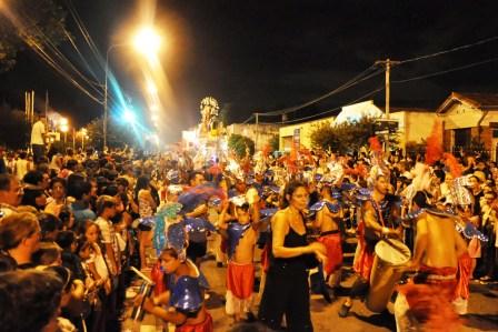 Miles de personas disfrutaron el cierre del carnaval en Tigre Centro Miles de personas disfrutaron el cierre del carnaval en Tigre Centro