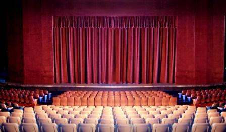 Se inaugura el primer y majestuoso teatro de Tigre: Niní Marshall