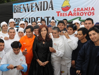 La Presidenta inauguró plantas industriales en Pilar La Presidenta inauguró plantas industriales en Pilar
