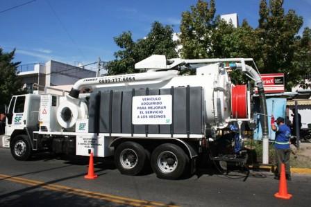 La Municipalidad de San Fernando suma un nuevo camión desobstructor y un nuevo hidroelevador La Municipalidad de San Fernando suma un nuevo camión desobstructor y un nuevo hidroelevador
