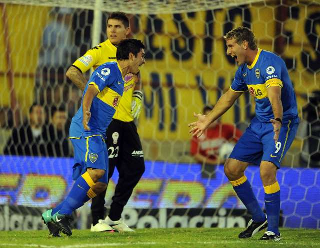 Boca se aprovechó de huracán y llegó hasta tres goles con uno de Palermo Boca se aprovechó de huracán y llegó hasta tres goles con uno de Palermo