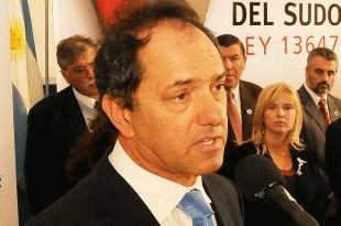 Scioli admitió sus “aspiraciones” para 2015 pero aclaro que si hay reforma acompañara a la presidenta Scioli admitió sus “aspiraciones” para 2015 pero aclaro que si hay reforma acompañara a la presidenta