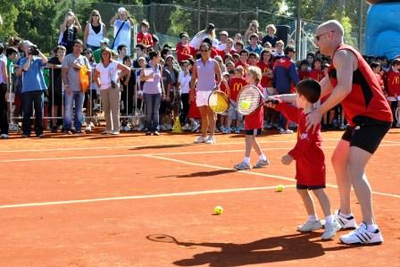 Agassi y Courier brindaron una clinica de Tenis en Tigre