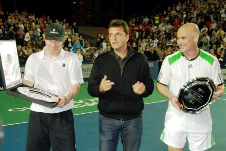 Agassi y Sampras brillaron en Tigre Agassi y Sampras brillaron en Tigre