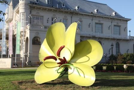 Impactante escultura se exhibe en el MAT