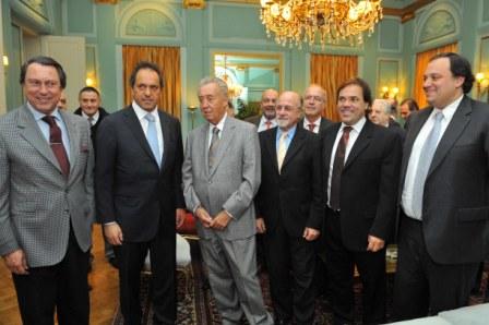 Scioli y su gabinete compartieron una reunión de trabajo en la residencia oficial de La Plata con la conducción de CAME Scioli y su gabinete compartieron una reunión de trabajo en la residencia oficial de La Plata con la conducción de CAME