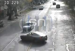 Un video captó cuando ana Ferrari se estrelló contra un Gol en avenida Libertador