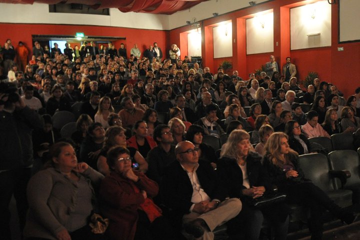Se abrió en Don Torcuato la temporada teatral 2011