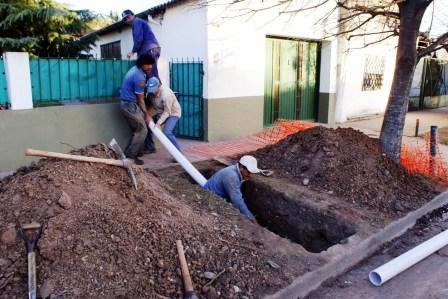 Avanzan las cloacas en Don Torcuato Avanzan las cloacas en Don Torcuato