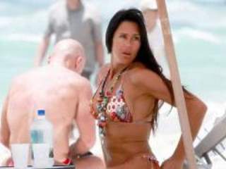 Hinchas de River amenazaron a la mujer de El Cholo Simeone Hinchas de River amenazaron a la mujer de El Cholo Simeone