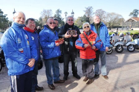 Se realizó la 10º Caravana Solidaria del Club Vespa a Tigre Se realizó la 10º Caravana Solidaria del Club Vespa a Tigre