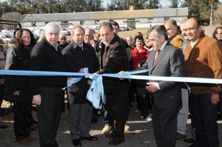 el Intendente Jesús Cariglino inauguró la primer planta de tratamiento de líquidos cloacales de Malvinas Argentinas el Intendente Jesús Cariglino inauguró la primer planta de tratamiento de líquidos cloacales de Malvinas Argentinas