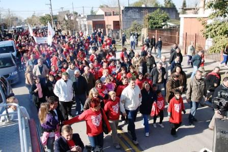 Ya se luce la avenida Belgrano en Don Torcuato
Ya se luce la avenida Belgrano en Don Torcuato