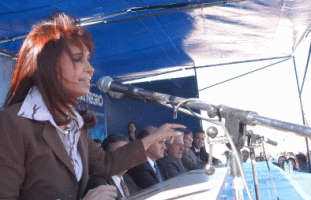 Cristina Fernández anunció por Twitter que será abuela