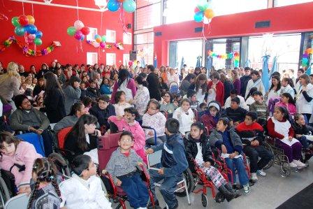 Tigre inauguró la Escuela Especial Nº 505 en el barrio Las Tunas
Tigre inauguró la Escuela Especial Nº 505 en el barrio Las Tunas