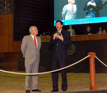 Gustavo Posse hablando junto a Juan Carlos Bagó. Gustavo Posse hablando junto a Juan Carlos Bagó.
