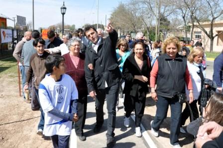 El Talar festejó con recital de Palito Ortega la concreción de nuevas obras El Talar festejó con recital de Palito Ortega la concreción de nuevas obras