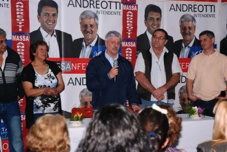 Luis Andreotti inauguró un nuevo local partidario en San Fernando Luis Andreotti inauguró un nuevo local partidario en San Fernando
