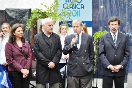 Se Inauguró Autoclásica 2011 en el Hipódromo de San Isidro Se Inauguró Autoclásica 2011 en el Hipódromo de San Isidro