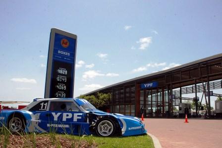 Abrió en Tigre la estación de servicio YPF más moderna de Latinoamérica Abrió en Tigre la estación de servicio YPF más moderna de Latinoamérica