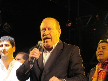 Osvaldo Amieiro cerró su campaña con un multitudinario acto en virreyes Osvaldo Amieiro cerró su campaña con un multitudinario acto en virreyes