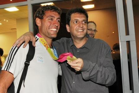 Tigre recibió a los “remeros de oro” Tigre recibió a los “remeros de oro”