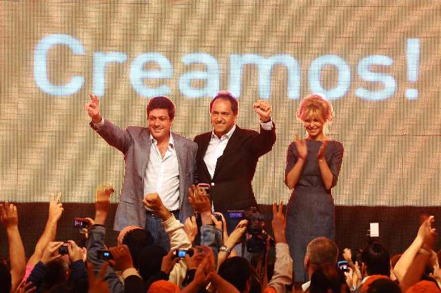 Scioli: “cada vez somos más en argentina los que nos damos cuenta que este es el camino y el proyecto”. Scioli: “cada vez somos más en argentina los que nos damos cuenta que este es el camino y el proyecto”.
