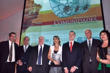 Se presentó en el Museo de Arte Tigre un homenaje a las comunidades constitutivas de Argentina Se presentó en el Museo de Arte Tigre un homenaje a las comunidades constitutivas de Argentina