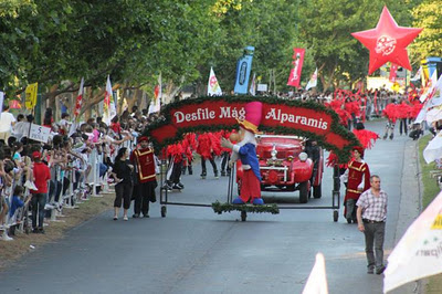 Unas 50.000 personas disfrutaron del desfile mágico en San Isidro Unas 50.000 personas disfrutaron del desfile mágico en San Isidro
