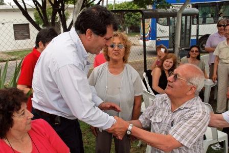El Polideportivo de Don Torcuato ya cuenta con un sector para la tercera edad El Polideportivo de Don Torcuato ya cuenta con un sector para la tercera edad