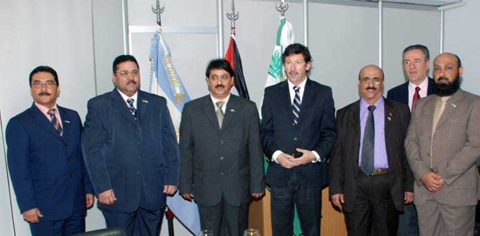 Posse recibió al alcalde de la ciudad de Kuwait y al embajador de ese país Posse recibió al alcalde de la ciudad de Kuwait y al embajador de ese país