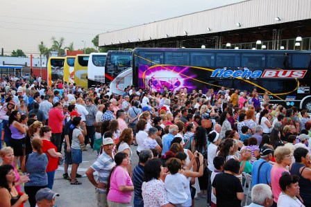 Massa inauguró la nueva terminal de ómnibus El Talar Massa inauguró la nueva terminal de ómnibus El Talar