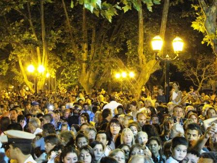 Cientos de miles de vecinos participaron de los festejos