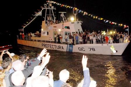 Multitudinario festejo por el Día de la Virgen en Tigre
