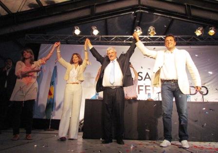 Luis Andreotti y su esposa, junto a Sergio Massa y Malena Galmarini Luis Andreotti y su esposa, junto a Sergio Massa y Malena Galmarini