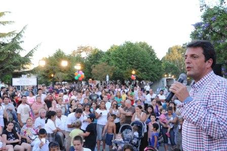 Renuevan plazoletas de la Avenida Rocha en Tigre Renuevan plazoletas de la Avenida Rocha en Tigre