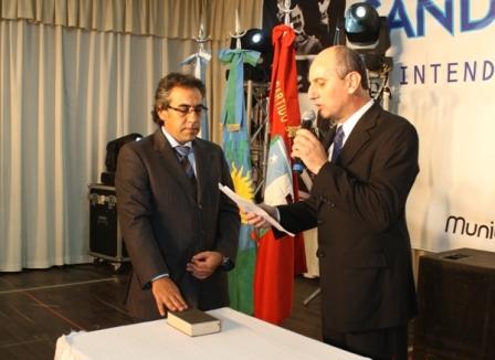 Sandro Guzmán juro para un nuevo periodo de gobierno en la comuna de Escobar Sandro Guzmán juro para un nuevo periodo de gobierno en la comuna de Escobar