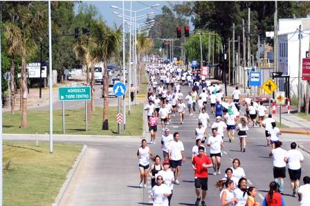 Se corrió en Tigre en la Maratón mundial por la Paz el nuevo tramo de la Ruta 27
