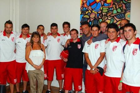Sergio Massa recibió a los futbolistas del Club Glorias