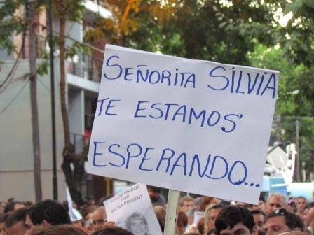Masiva marcha en San Fernando en reclamo por la aparición de Silvia Prigent