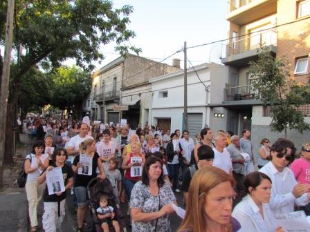 Masiva marcha en San Fernando en reclamo por la aparición de Silvia Prigent