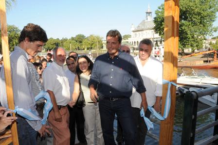 El Intendente de Tigre, Sergio Massa, dio por inauguradas las nuevas amarras isleñas Rodolfo Walsh El Intendente de Tigre, Sergio Massa, dio por inauguradas las nuevas amarras isleñas Rodolfo Walsh