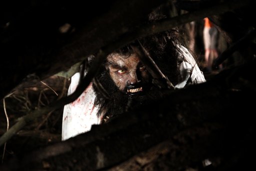 “Lobo” arrancó por con conflictos, asesinatos y la primera aparición del lobisón “Lobo” arrancó por con conflictos, asesinatos y la primera aparición del lobisón