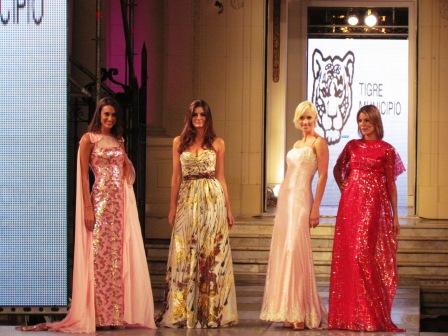 Con las modelos más lindas y los diseñadores más prestigiosos, se realizó el Tigre Moda Show 