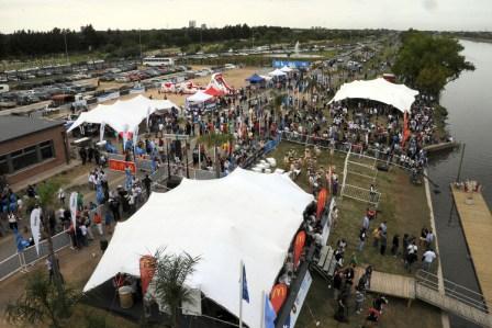 Diez mil personas disfrutaron de la fiesta del Remo en Tigre