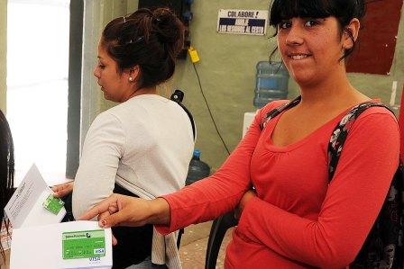 Más tarjetas para los vecinos de Tigre beneficiarios del Plan Más Vida Más tarjetas para los vecinos de Tigre beneficiarios del Plan Más Vida