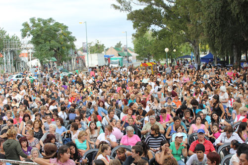 Villa Adelina celebró sus 103 años con música y danza